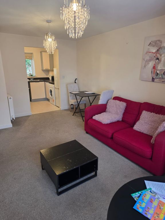 Property photo 2 of 10