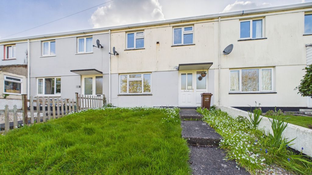 Property photo 1 of 13 3Â Bedroom Mid Terraced House For Sale