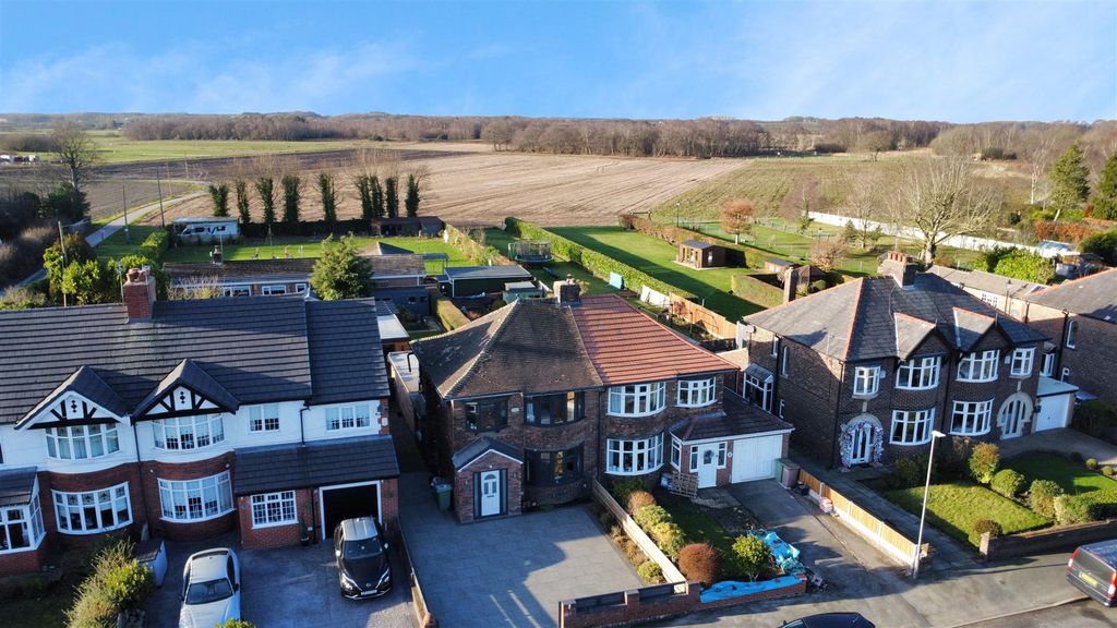 Property photo 1 of 52 St Helens Road For Sale