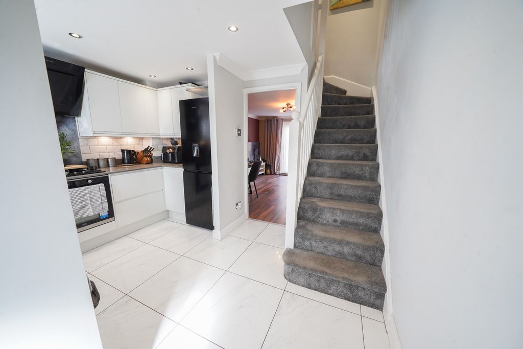 Property photo 3 of 18 Dsc09889