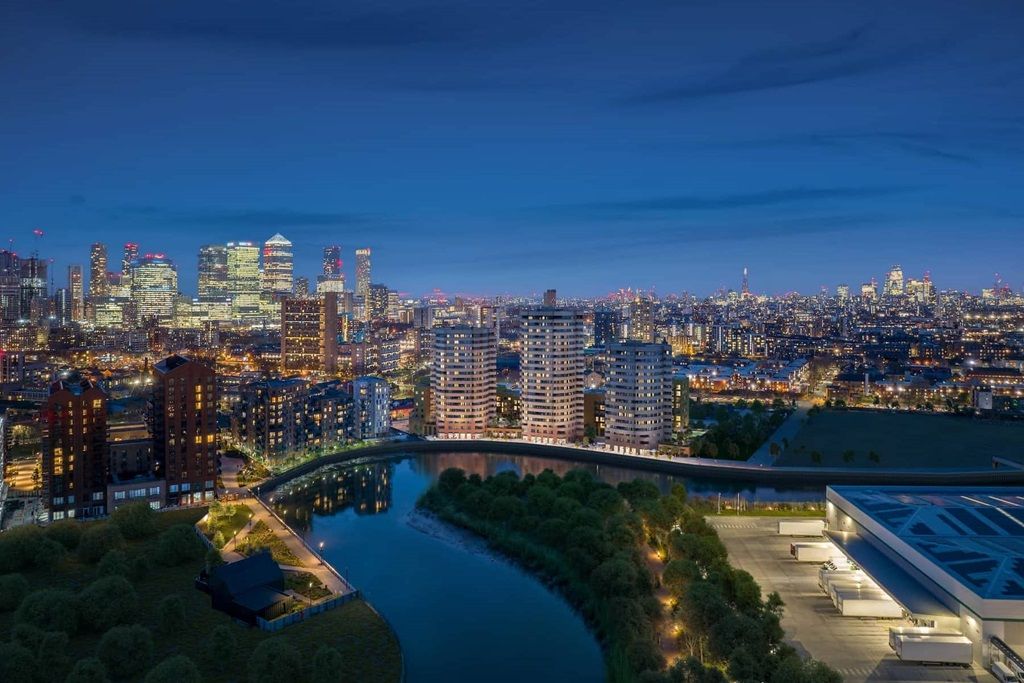 Property photo 1 of 13 From Rivermark You Can You Get Into Canary Wharf Or The City With Ease