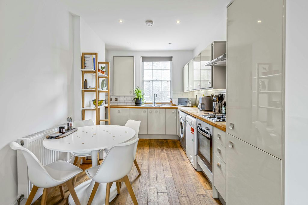 Property photo 2 of 9 Daniel_Watneycaledonian_Road11.Jpg