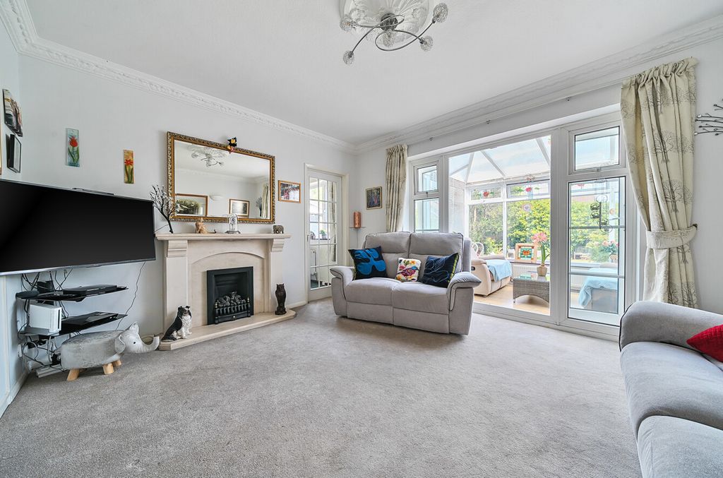 Property photo 2 of 15 1304595-3-68434c1...
