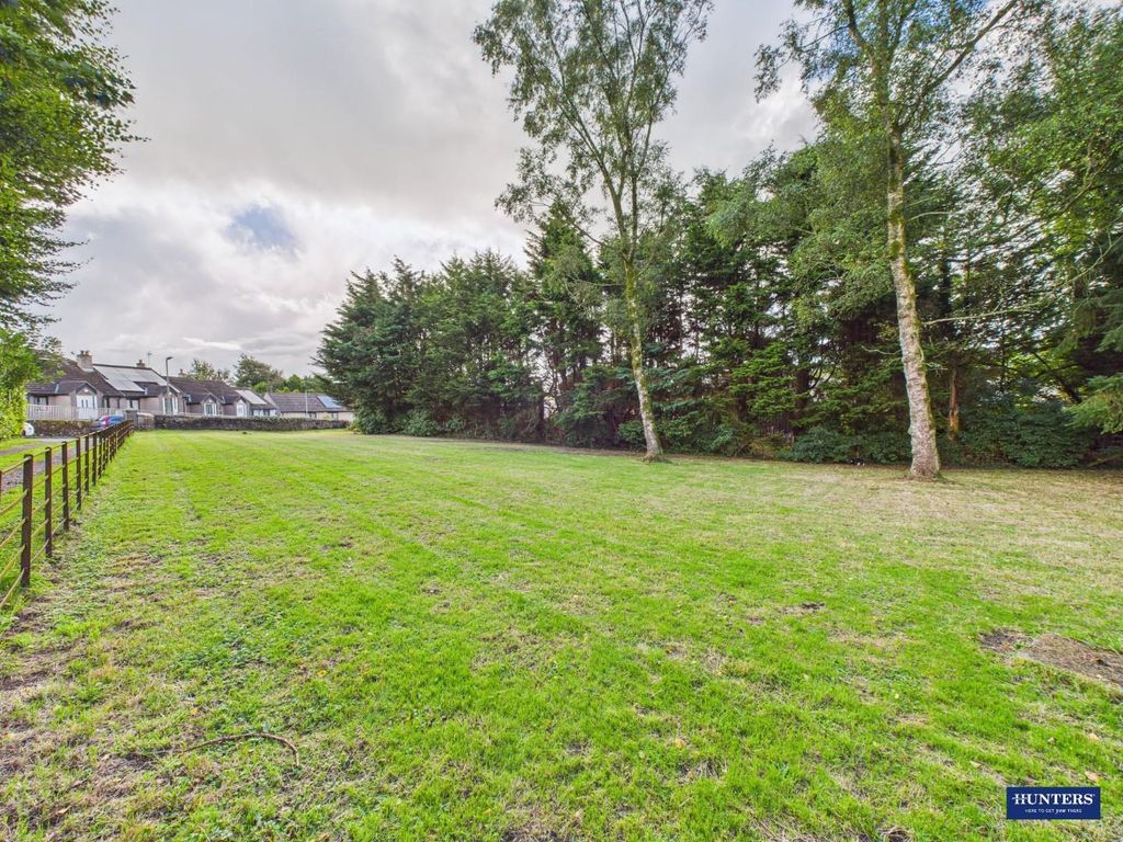 Property photo 3 of 33 Paddock