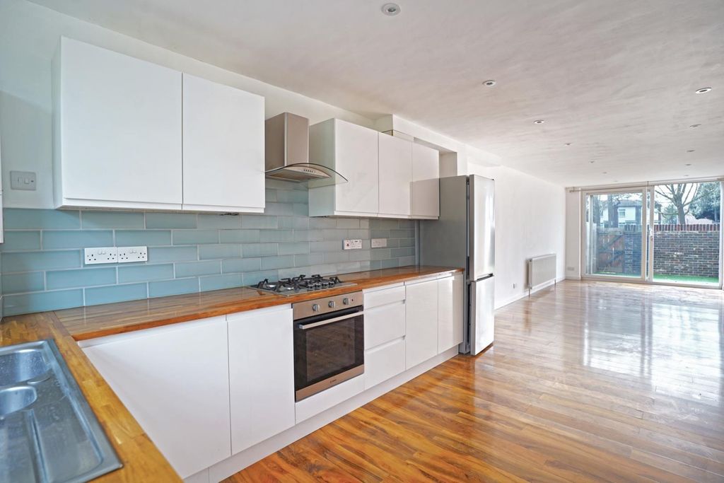 Property photo 1 of 13 Dsc08230(1).Jpg