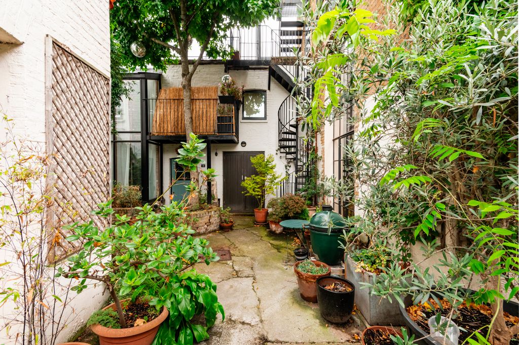 Property photo 2 of 27 September 2023 (6).Jpg