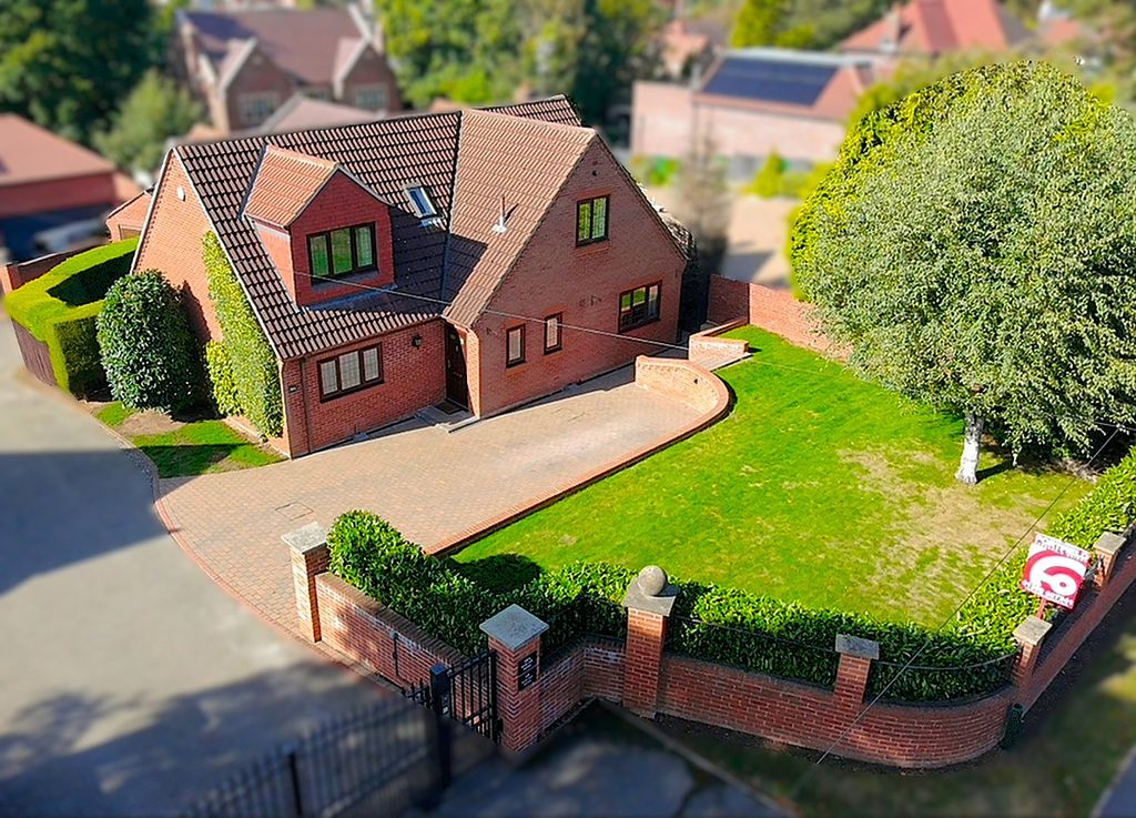 Property photo 1 of 50 Drone 4