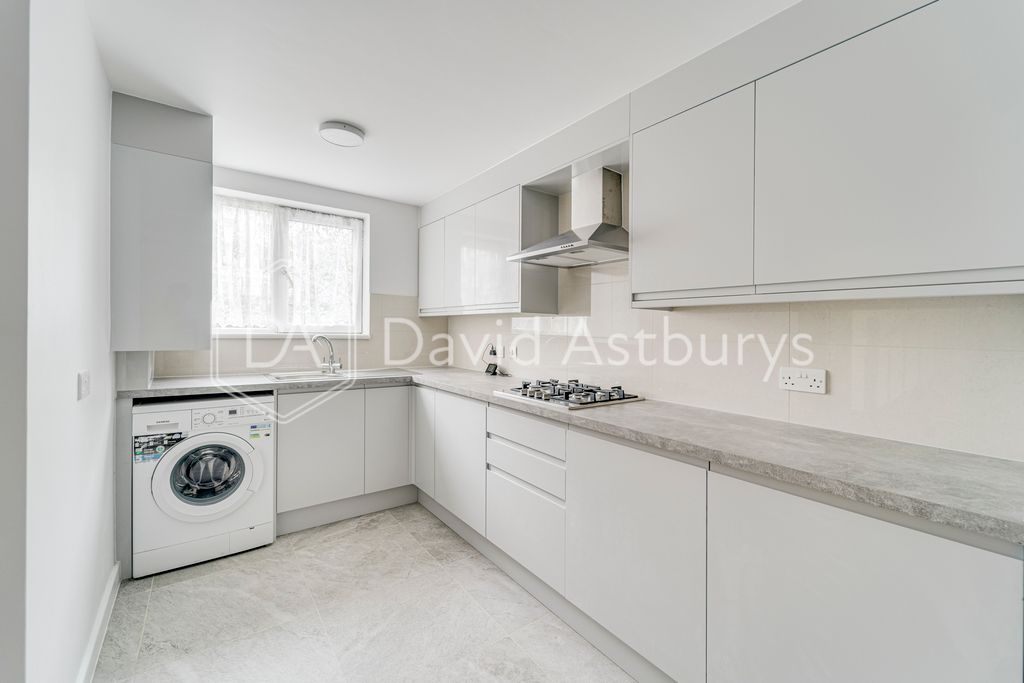 Property photo 3 of 13 Ndb06855_Enfused