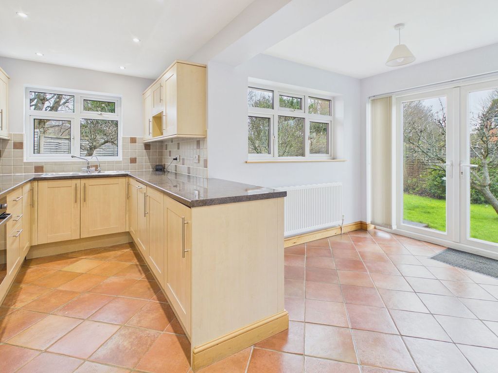 Property photo 2 of 36