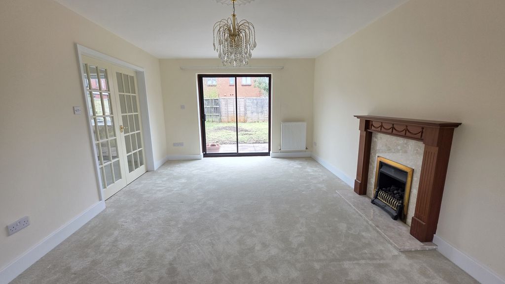 Property photo 3 of 30