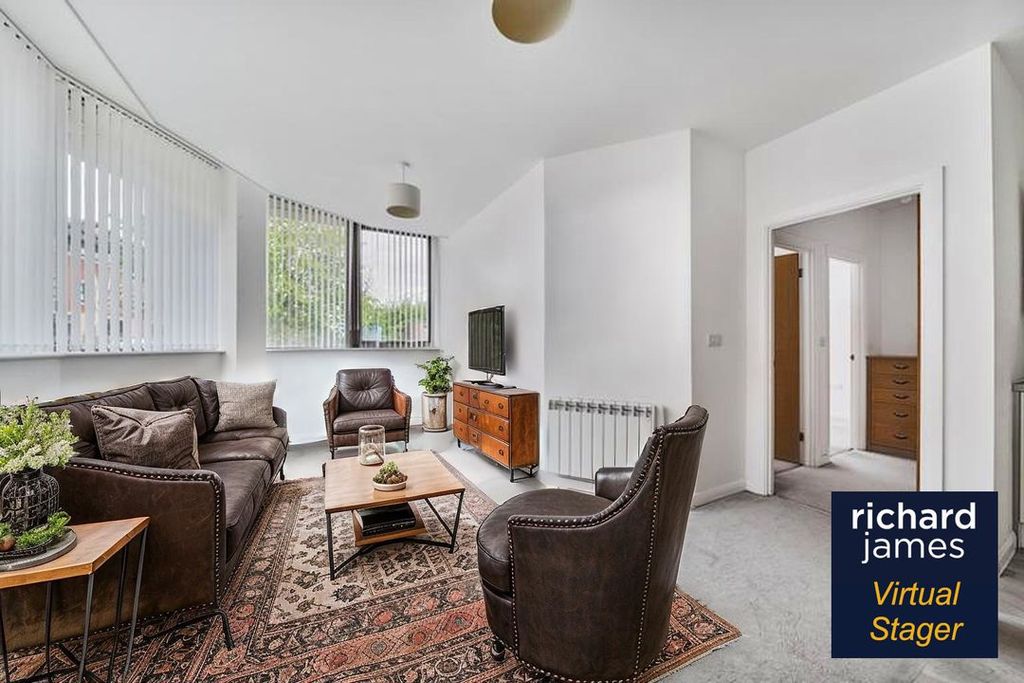 Property photo 3 of 12 Rj010106Vsplv1Baa