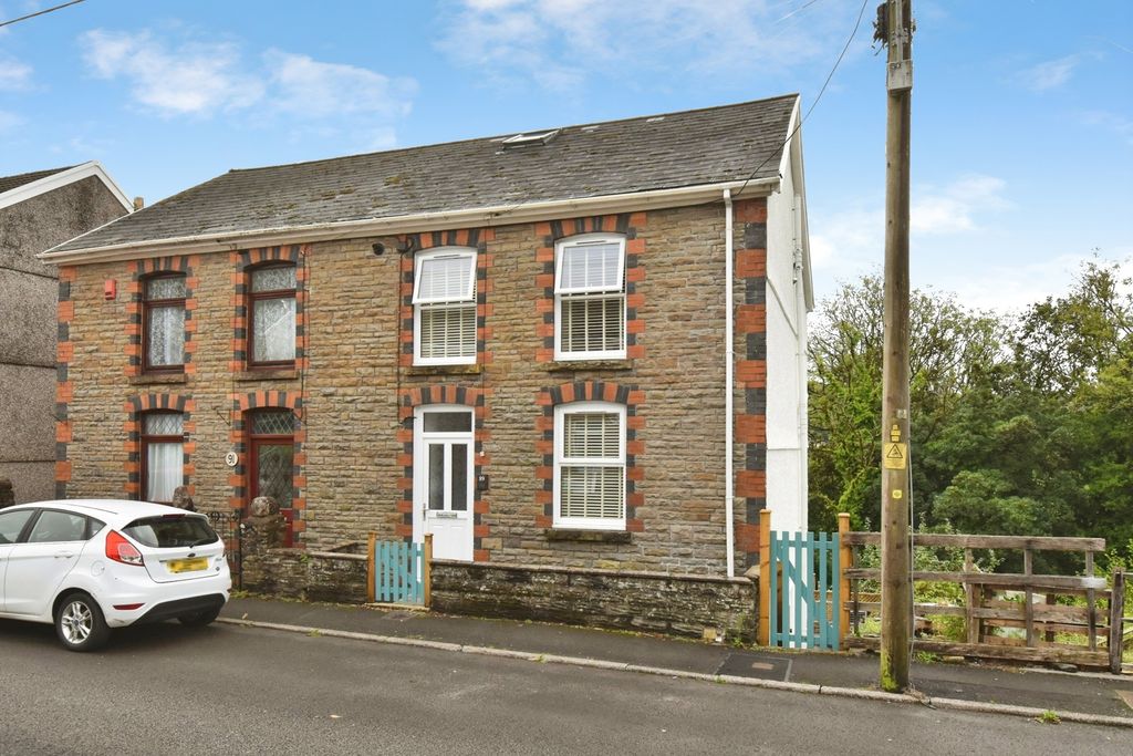 Property photo 1 of 18 Pbox-Img.Jpg