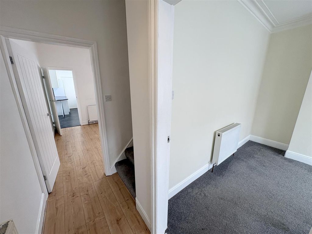 Property photo 3 of 13 Hallway