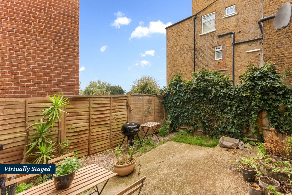 Property photo 1 of 13 Picture No. 25