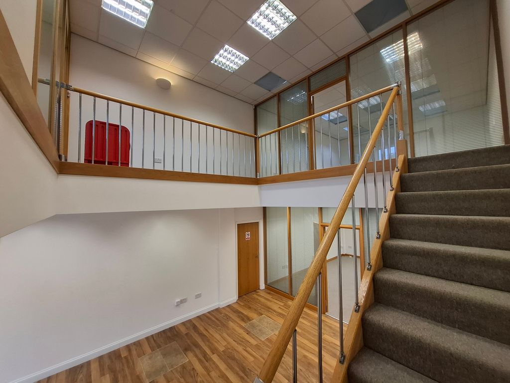 Property photo 3 of 4