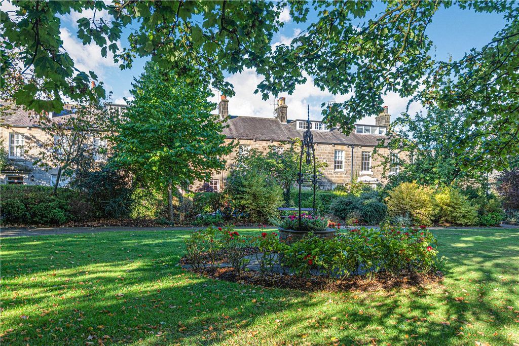 Property photo 3 of 17 Picture No. 01