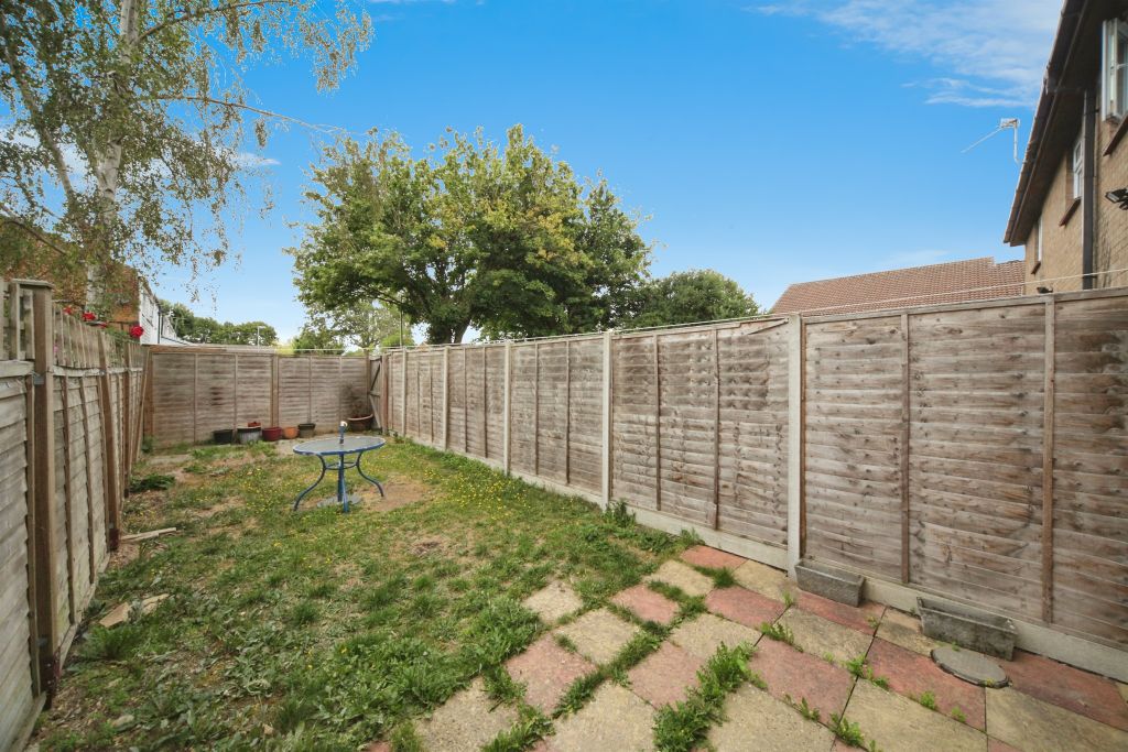 Property photo 2 of 12
