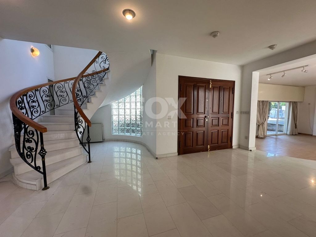Property photo 2 of 45
