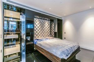 Property photo 3 of 7 Living/Sleeping Area