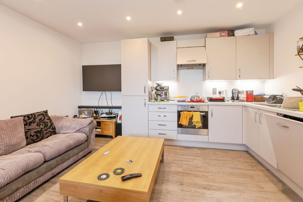 Property photo 1 of 17 Open Plan Living