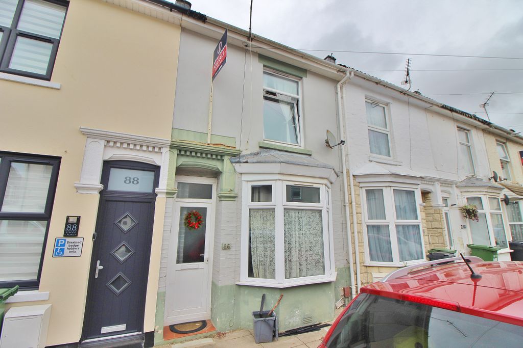 Property photo 1 of 8