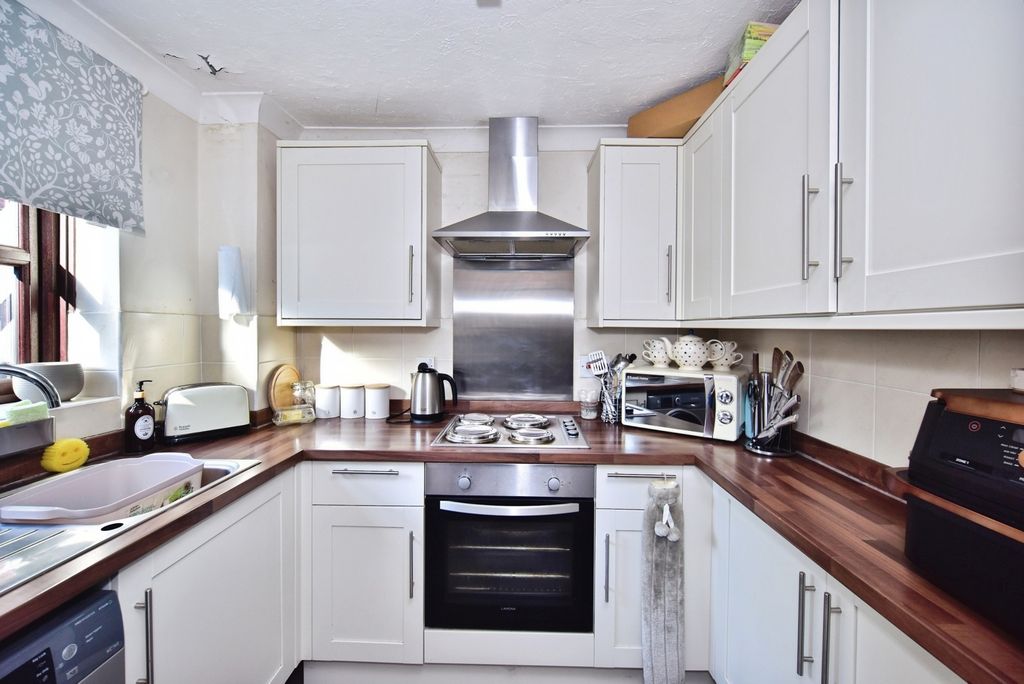 Property photo 3 of 15 Pbox-Img.Jpg
