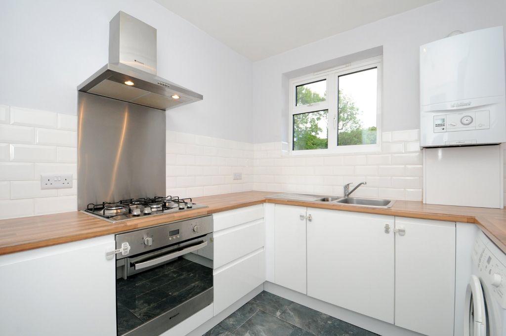 Property photo 1 of 6 Picture No. 05