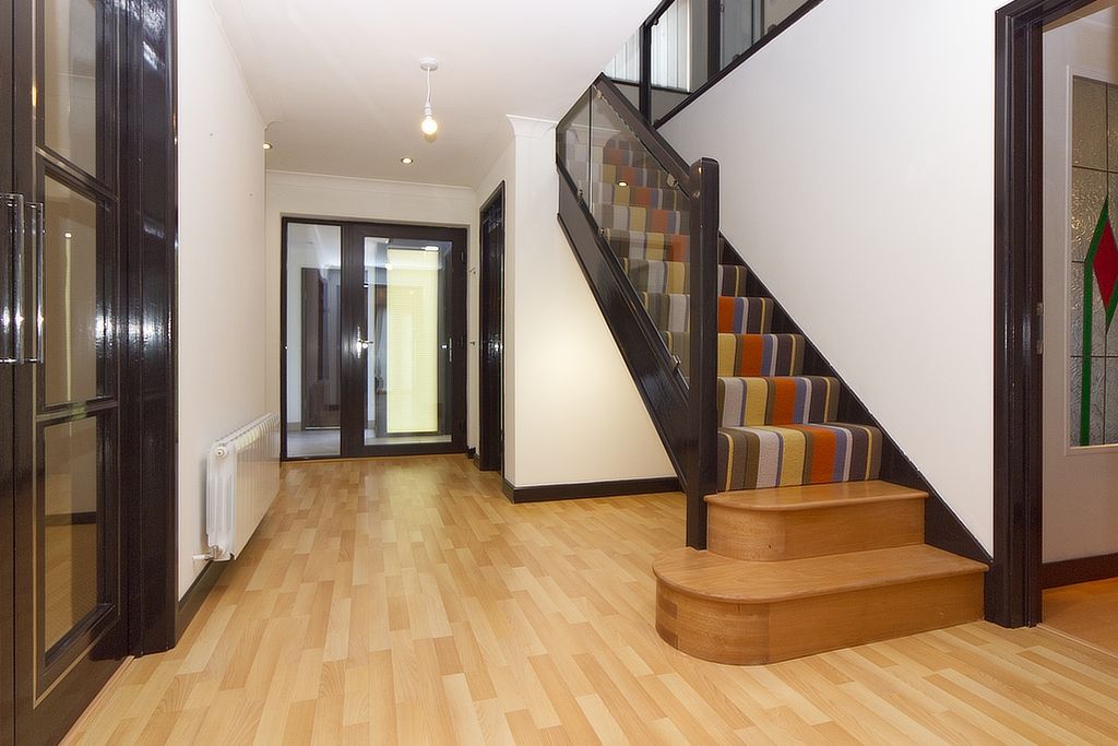 Property photo 2 of 24
