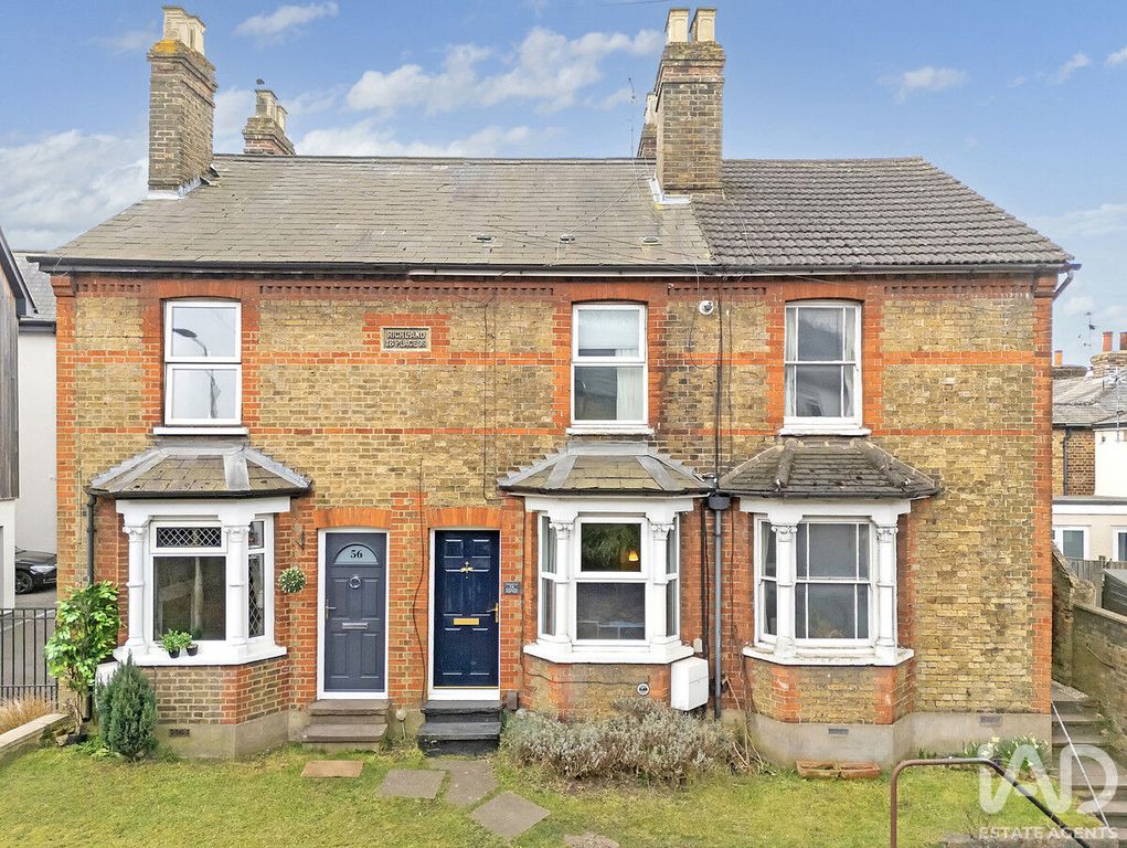 Property photo 1 of 18