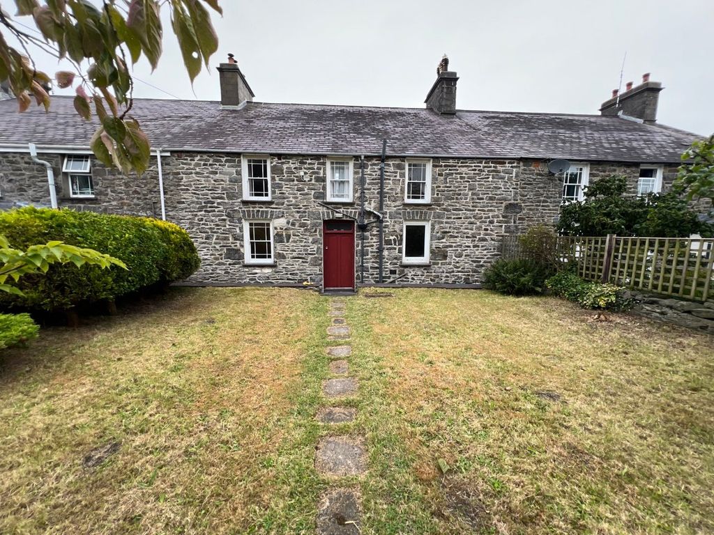 Property photo 2 of 31