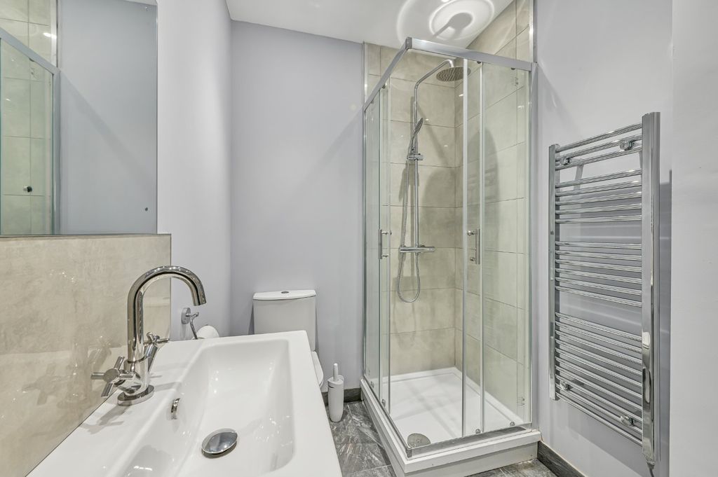 Property photo 3 of 17 Picture No. 01