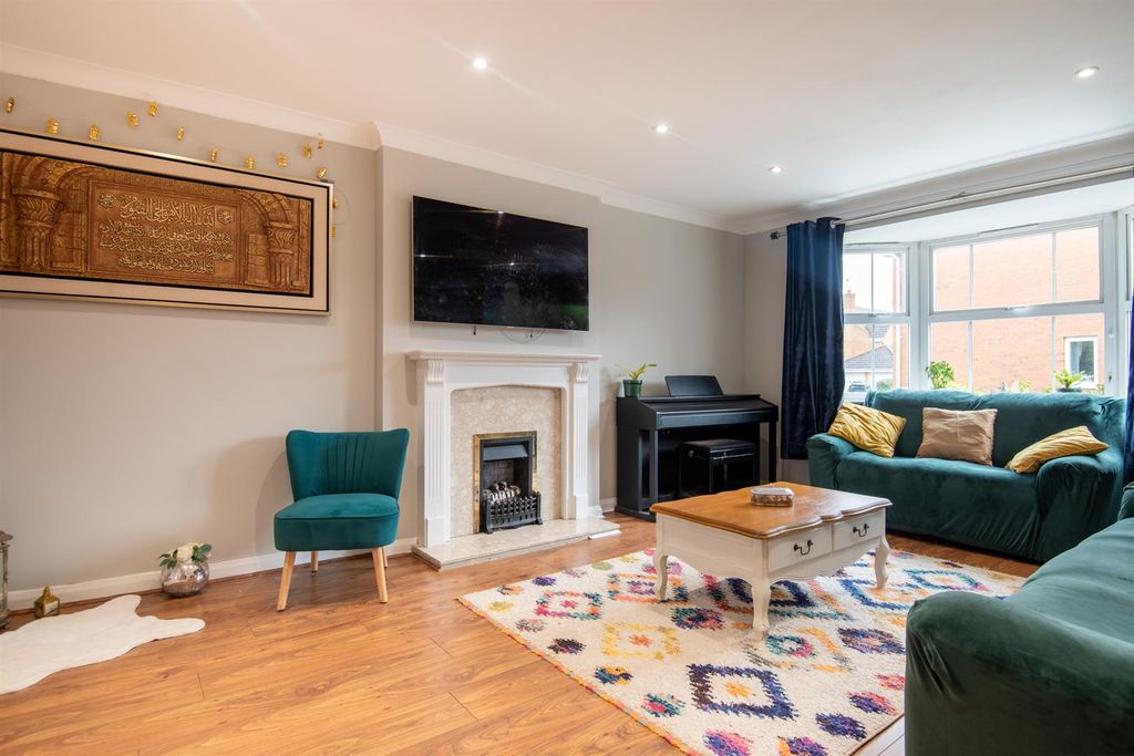 Property photo 2 of 28 Dsc_5956-Hdr.Jpg