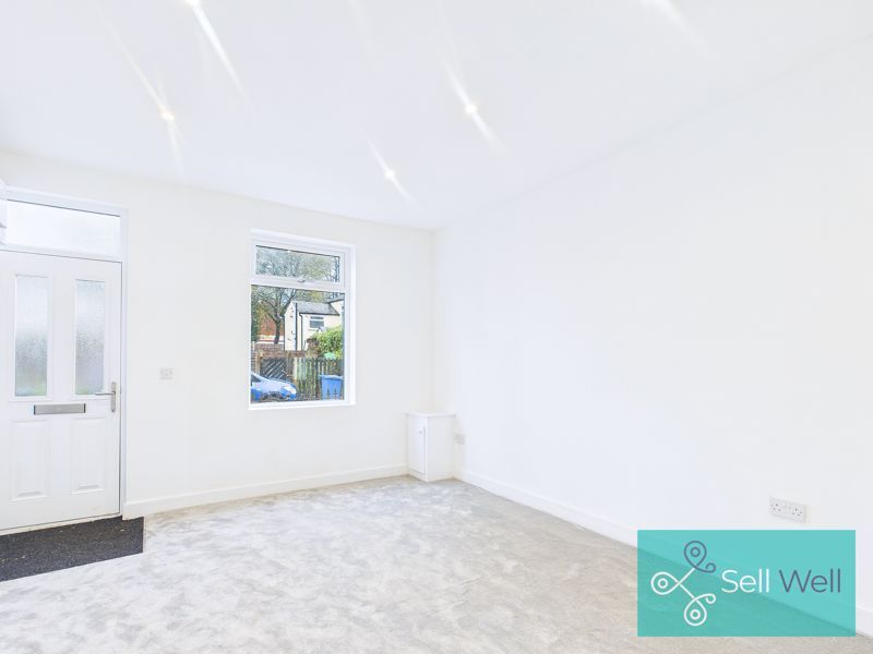 Property photo 2 of 12 Lounge