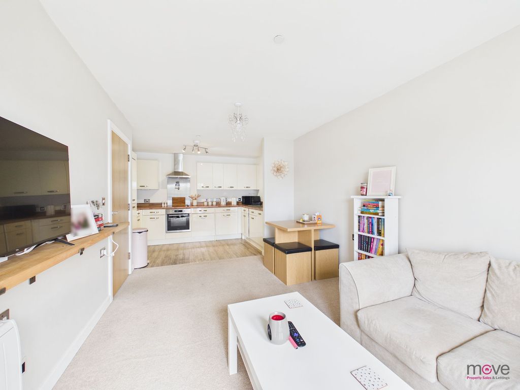 Property photo 2 of 9