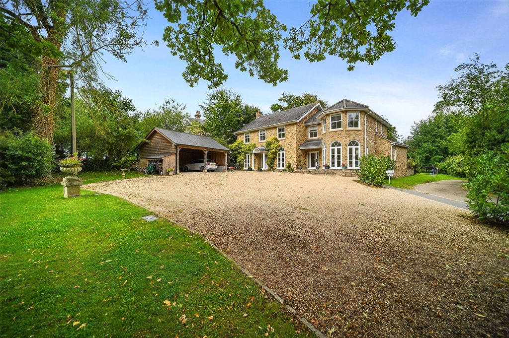Property photo 1 of 39 Picture No. 33