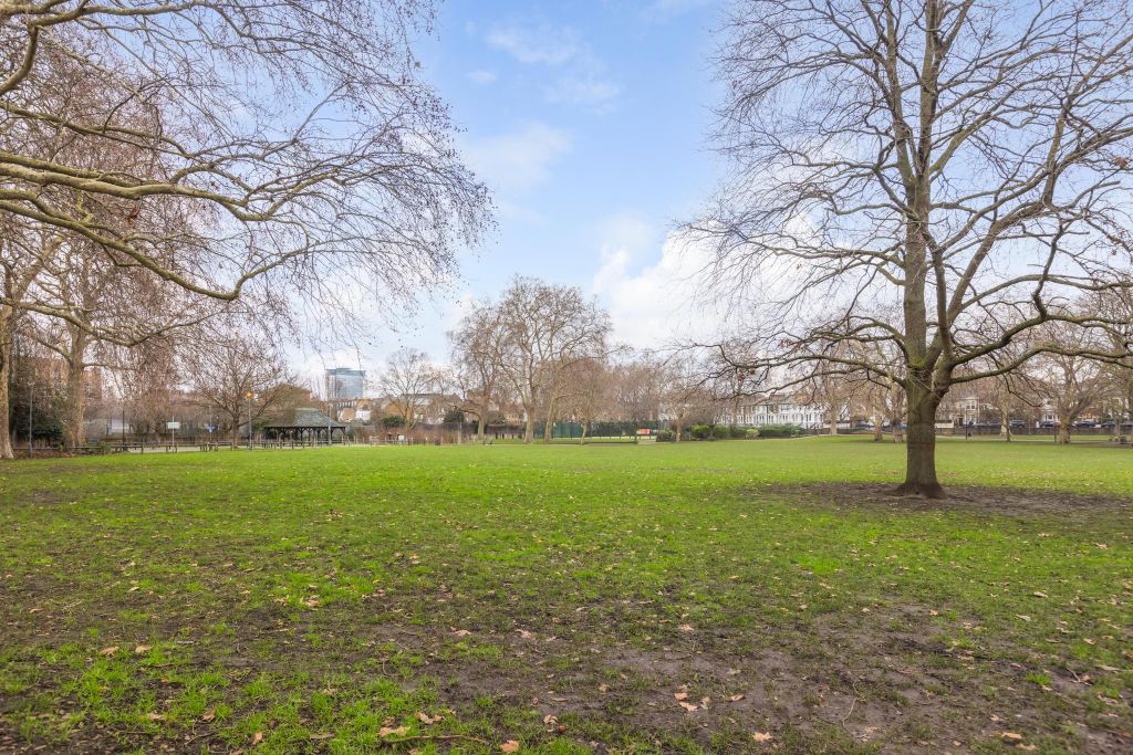 Property photo 2 of 3 Image