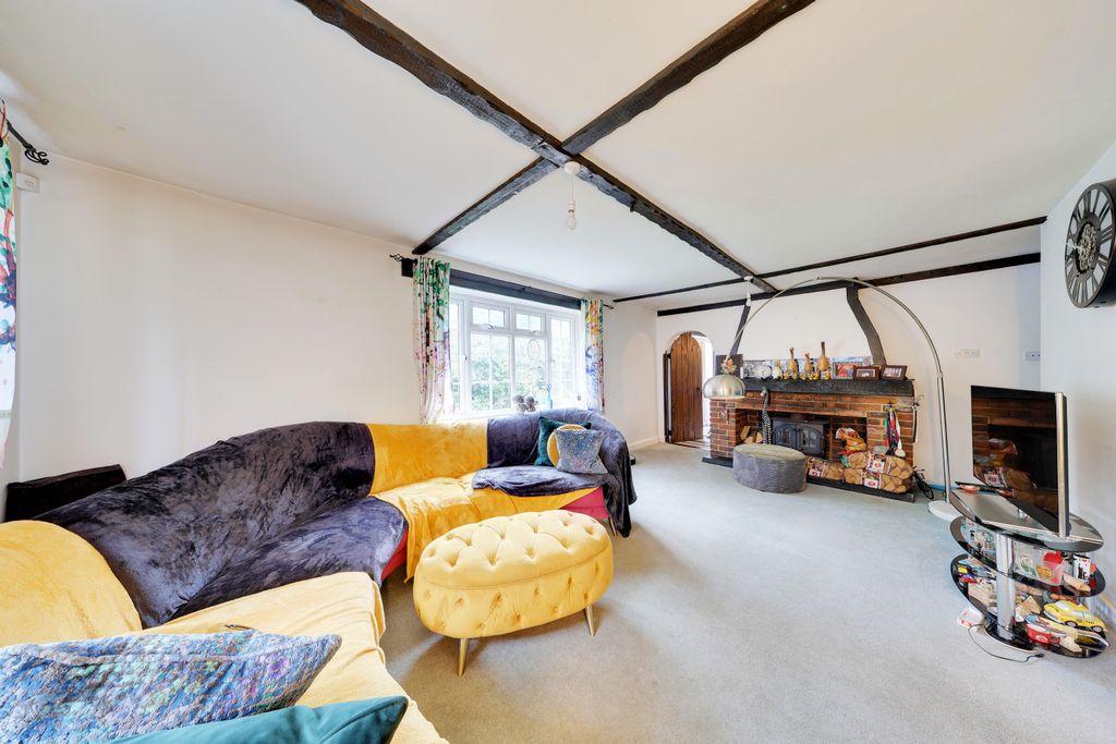 Property photo 3 of 17