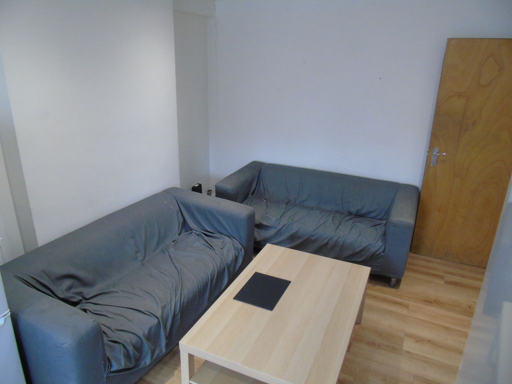 Property photo 2 of 11 Gallery