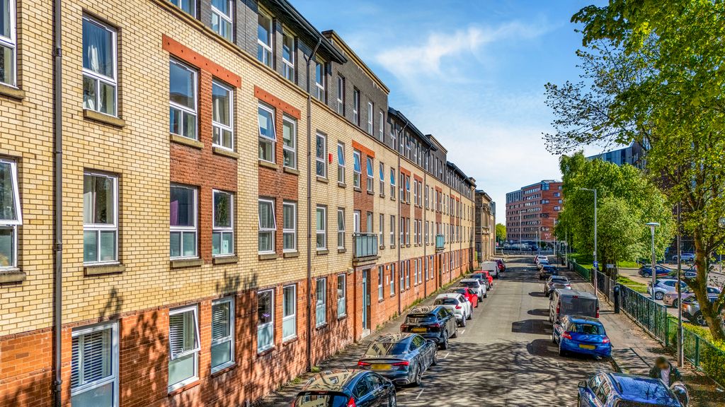 Property photo 1 of 28 5-Print-15 Anderson Street Flat 2.1_29