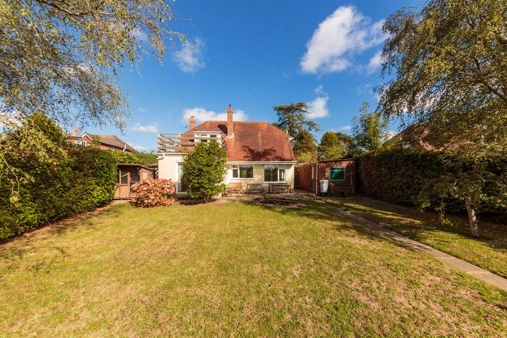 Property photo 1 of 24