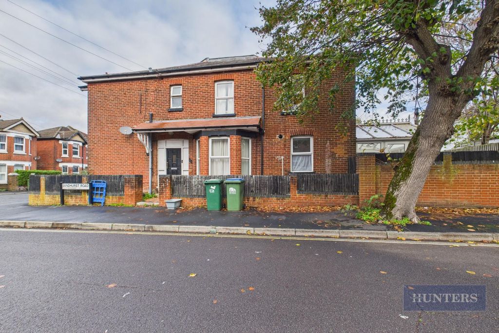 Property photo 1 of 9 Cam05152G0-Pr0300-Still017.Jpg