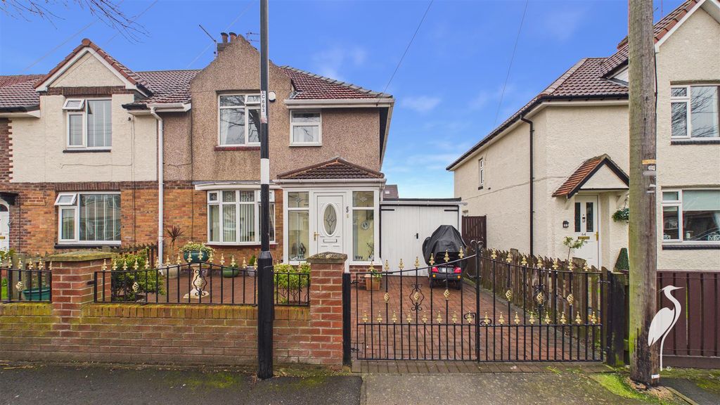 Property photo 1 of 26