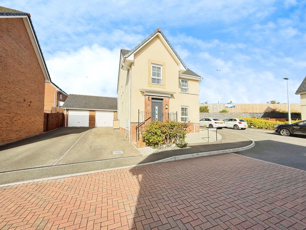 Property photo 3 of 36 4504166