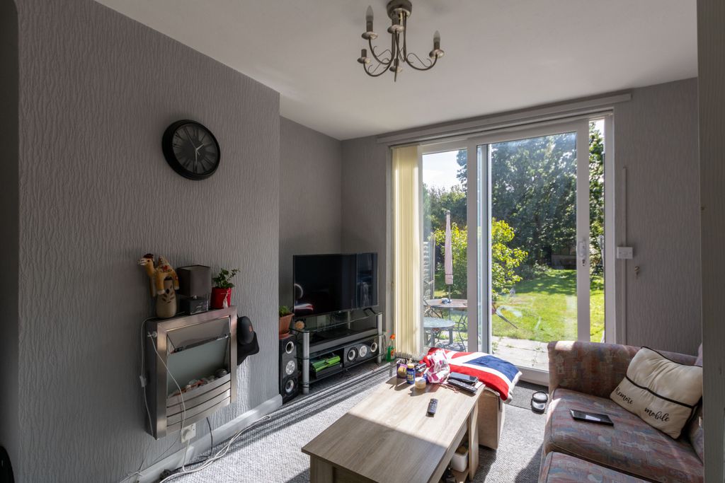Property photo 2 of 7 Img_2607_1