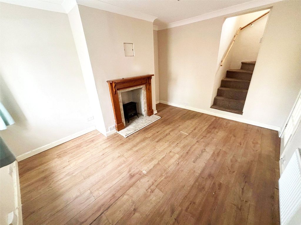 Property photo 3 of 9 Picture No. 19