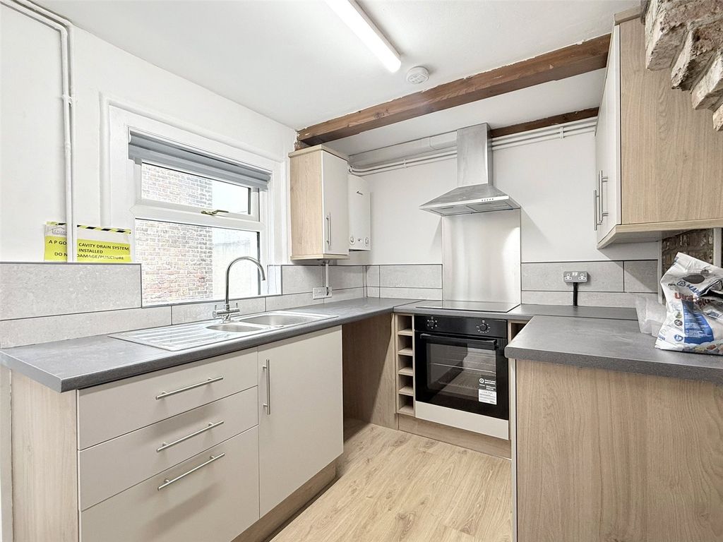 Property photo 3 of 18 Picture No. 03