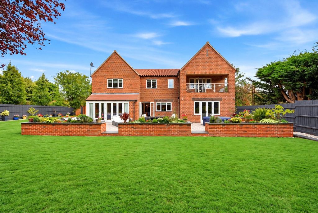 Property photo 1 of 31 Picture No. 38