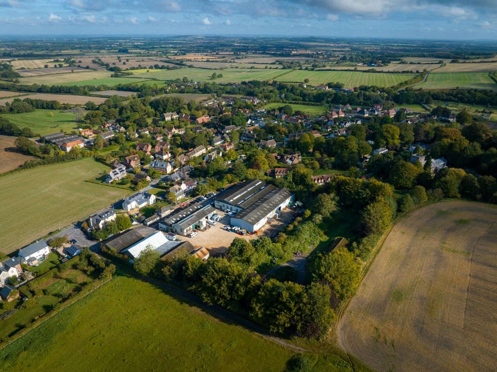 Property photo 2 of 9 Dji_Fly_20230913_095520_829_1694615015374_Photo.Jpg
