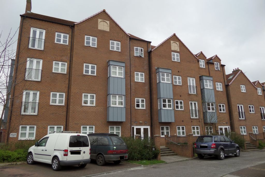 Property photo 1 of 1