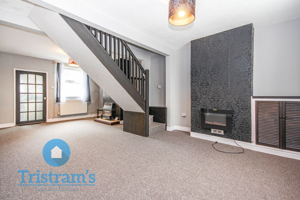 Property photo 3 of 11 Img_4508